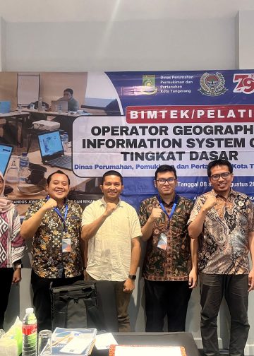 Bimtek Operator Geografic Information Sistem (GIS) Tingkat Dasar DISPERKIM Kota Tanggerang